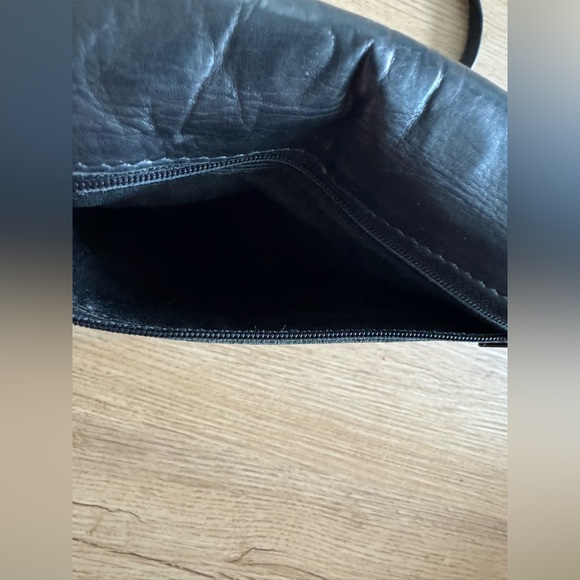 Tusk Genuine Smooth Italian Leather Crossbody - Picture 4 of 10